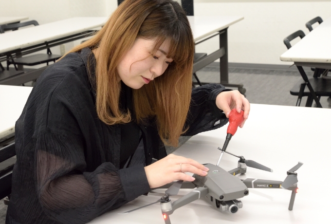 制御系プログラミングと点検・操作まですべてを習得