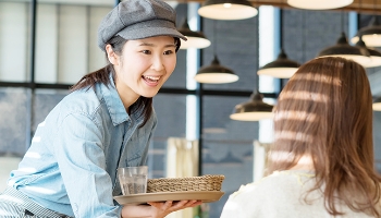  専門学校でもアルバイトはできるの？